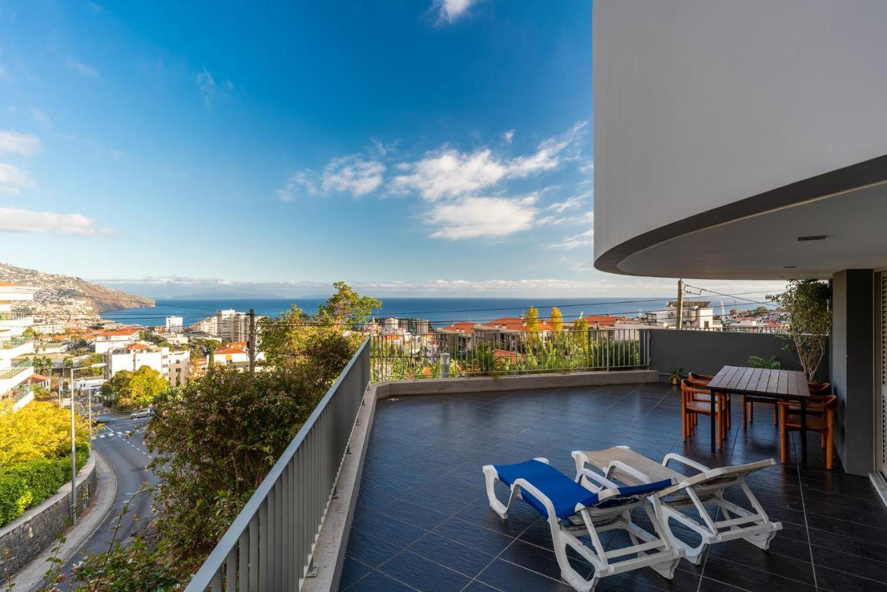 Appartamento Virtudes Ocean View With Pool By Hr Madeira Funchal  Esterno foto